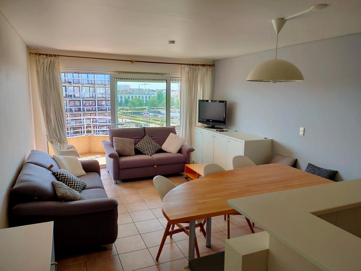 Zongericht Appartement Met Zicht Op De Jachthaven Ostende Exterior foto